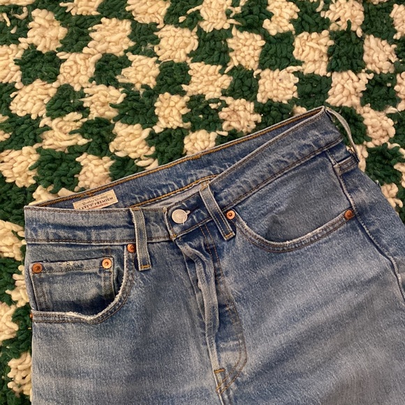 Levi’s Jeans - Picture 5 of 7